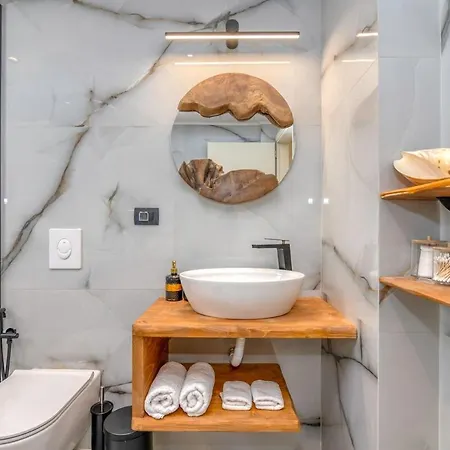 Suiteart 2 Exceptional * Chania (Crete)